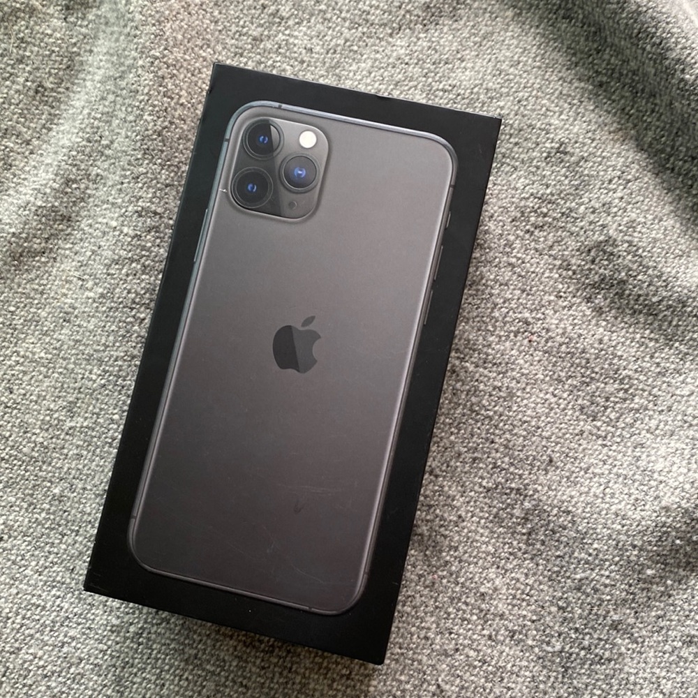 iPhone 11 Pro 256GB Box Only